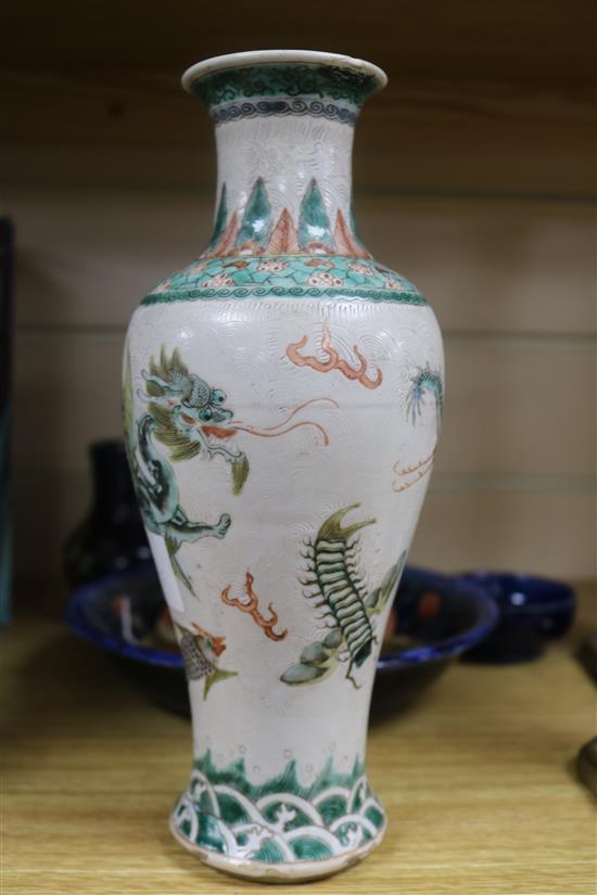 A Chinese famille verte vase, 19th century, H.25cm
